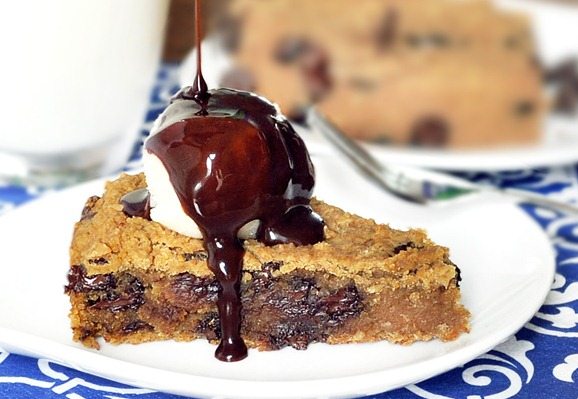 chocolate chip cookie pie