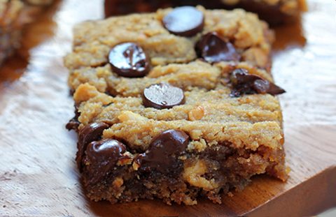 chocolate chip peanut butter bars