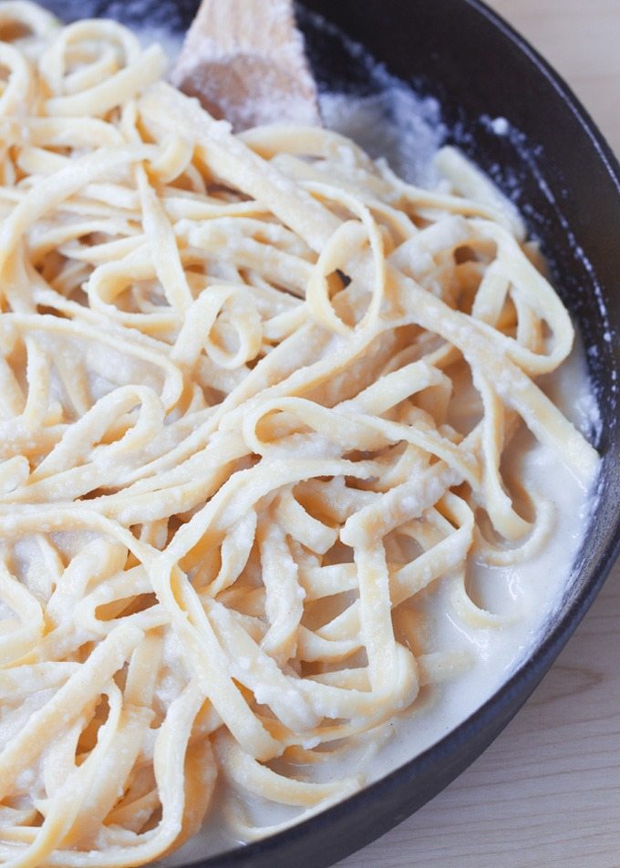 Creamy Vegan Pasta Alfredo – Ready In 20 Minutes!