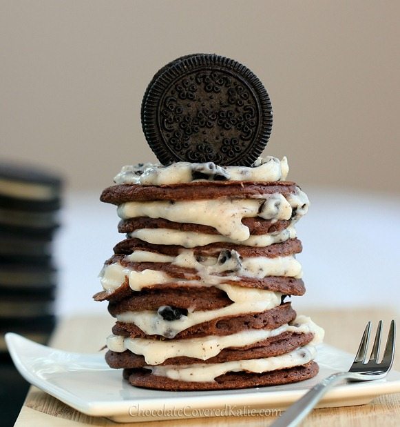 oreo-cookie-pancakes_thumb