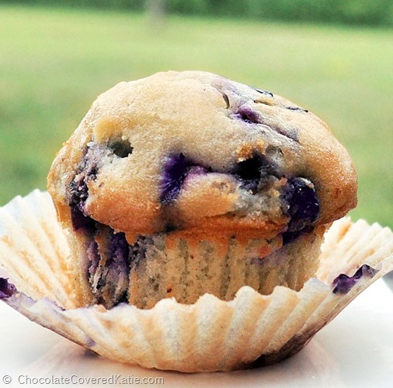 vegan-blueberry-muffin