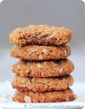 Homemade Oatmeal Almond Butter Cookies-- Just 6 ingredients, with NO oil & NO flour. Get the full recipe---> https://chocolatecoveredkatie.com/2014/05/14/almond-butter-cookies/