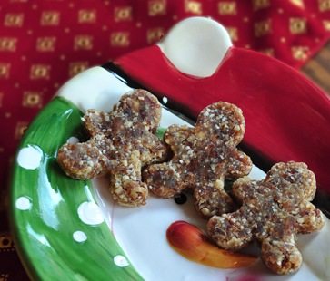 vegan raw gingerbread men