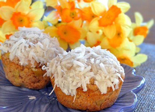 vegan coconut cupcake