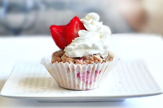 sberry cake1