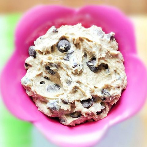 Healthy Cookie Dough Dip - I tried this and was shocked... it really does taste exactly like real cookie dough! (Repinned over 350k times) https://chocolatecoveredkatie.com/2011/05/23/want-to-eat-an-entire-bowl-of-cookie-dough/ @choccoveredkt