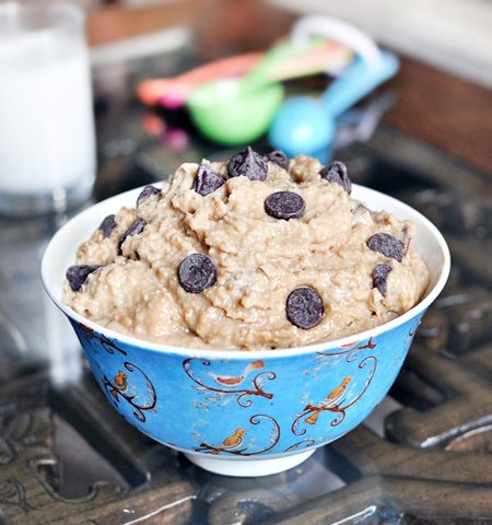 Healthy Cookie Dough Dip - I tried this and was shocked... it really does taste exactly like real cookie dough! (Repinned over 350k times) https://chocolatecoveredkatie.com/2011/05/23/want-to-eat-an-entire-bowl-of-cookie-dough/ @choccoveredkt