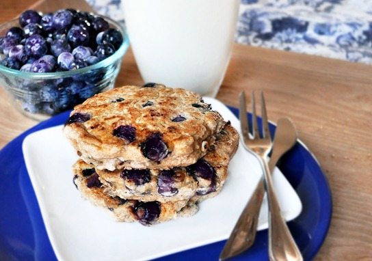 blueberry pie pancakes
