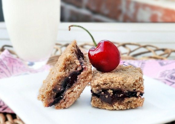 cherry crumble bars