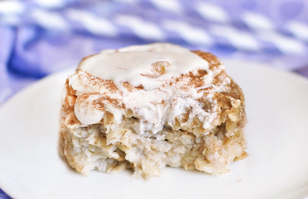 Full recipe link: https://chocolatecoveredkatie.com/2011/09/09/cinnamon-roll-baked-oatmeal/