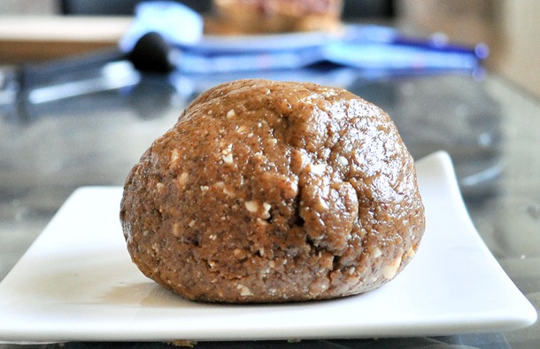 Peanut Butter Cookies – Baked In A Muffin Tin! - Chocolate Covered Katie