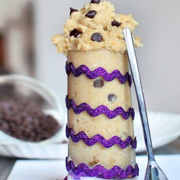 (No Sugar!) Cookie Dough Dip