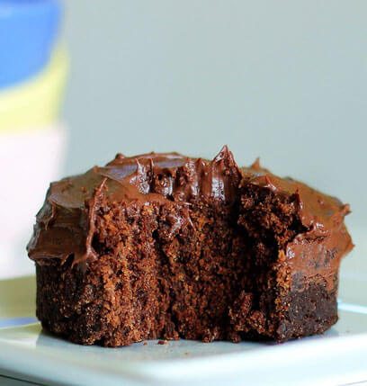 A rich, gooey, & chocolatey cake from @choccoveredkt you can make in the microwave, under 200 calories for the entire thing! Get the recipe: https://chocolatecoveredkatie.com/2011/11/06/one-minute-chocolate-cake/