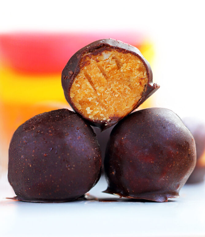 Pumpkin Fudge Balls Melt In Your Mouth!