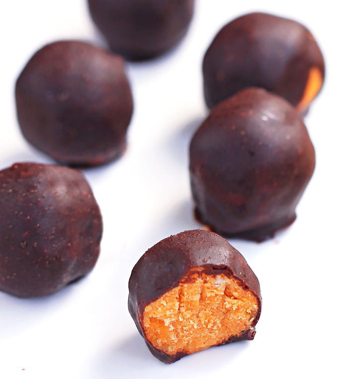 Pumpkin Chocolate No Bake Bites