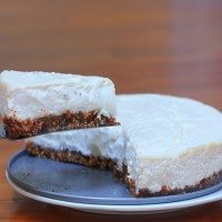 Light and creamy healthy cheesecake recipe from @choccoveredkt… Creamier than Cheesecake factory, with a third of the sugar, and readers picked this as the BEST cheesecake recipe they’ve ever tried, healthy or not!