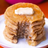 Flourless Pancakes (3 Ingredients)
