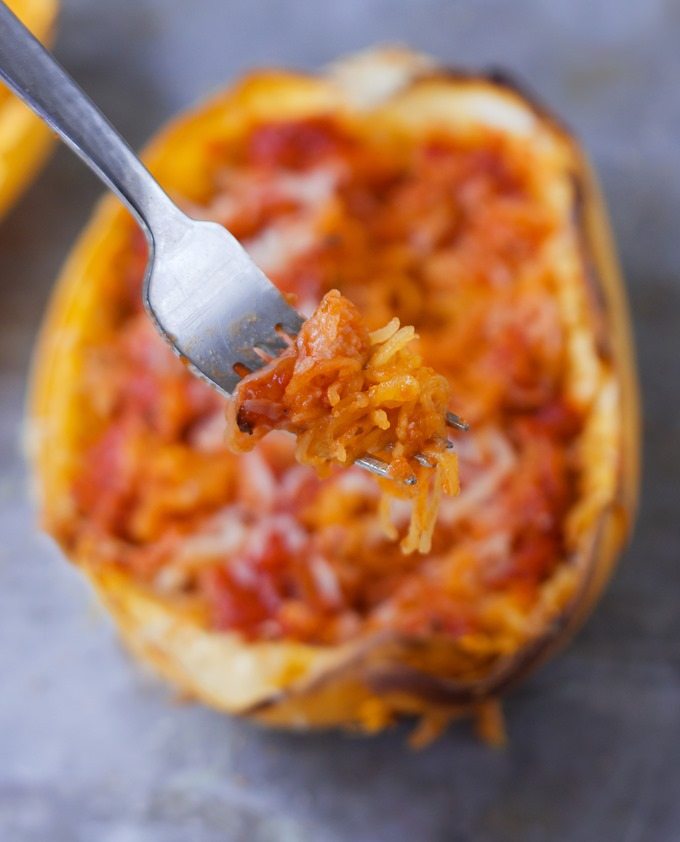 spaghetti squash tomato sauce