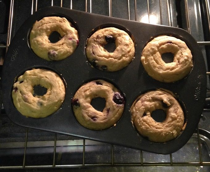 Vegan Blueberry Donuts: Ingredients: 1/2 cup blueberries, 1 cup flour, 1 tsp baking powder, 1/2 tsp cinnamon, 1/4 cup… https://chocolatecoveredkatie.com/2016/04/14/baked-donuts-blueberry-refined-sugar-free/ @choccoveredkt