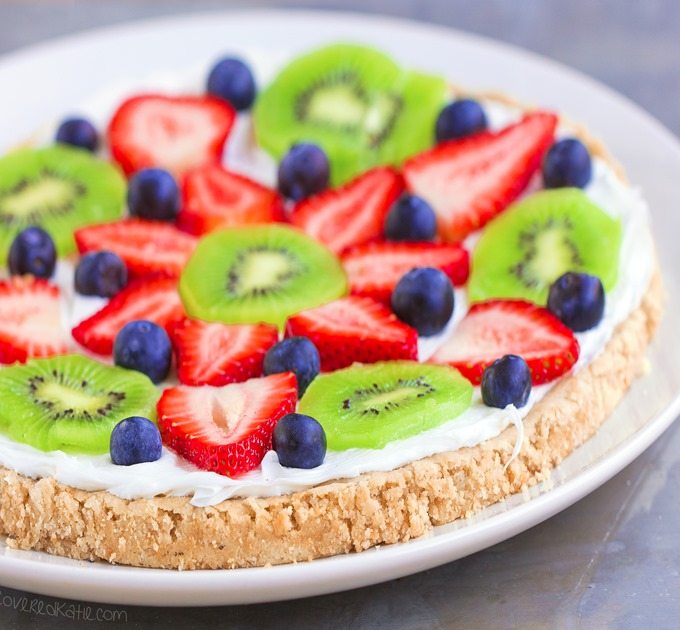 sugar-cookie-pizza.jpg