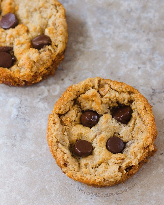 Muffin Tin Cookies - Ingredients: 1/2 cup peanut butter, 1/2 tsp vanilla extract, 1/4 tsp baking soda, 2 tbsp... Full recipe: https://chocolatecoveredkatie.com/2016/08/01/peanut-butter-cookies-muffin-tin/ @choccoveredkt