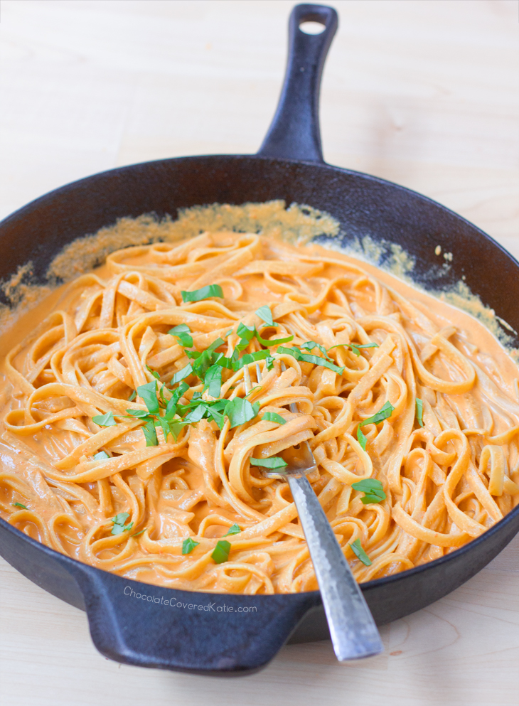 CREAMY RED PEPPER PASTA