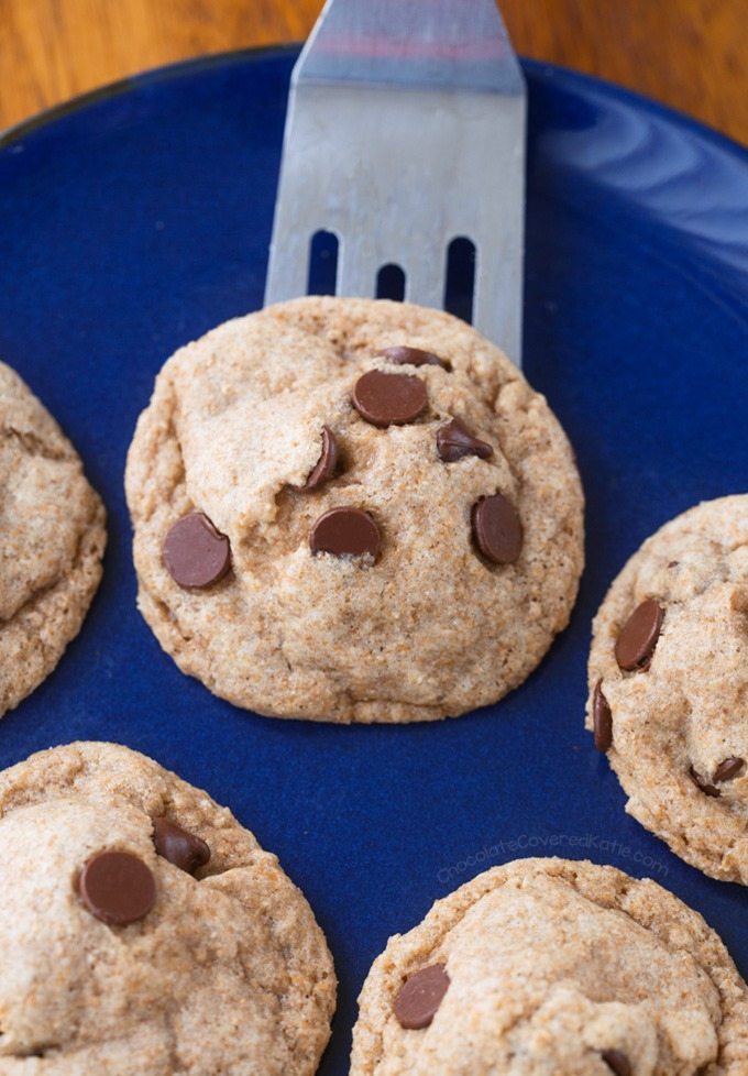 vegan chocolate chip cookies