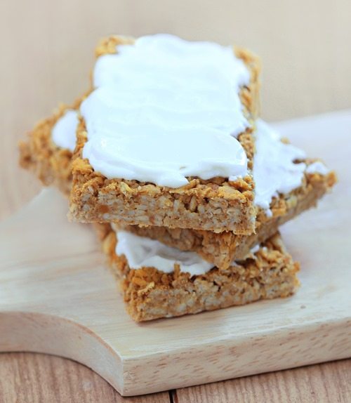 cinnamon roll bars