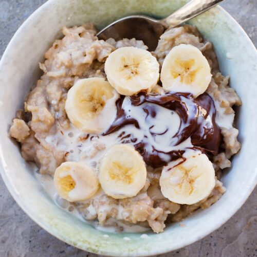 Banana Oatmeal Recipe - A Super Healthy Breakfast!