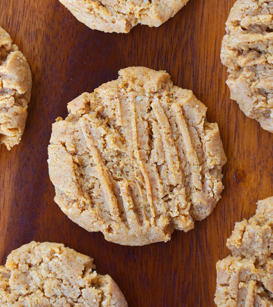 Vegan Peanut Butter Cookies