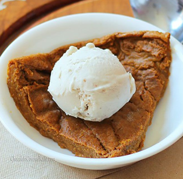 Crustless Pumpkin Pie recipe that is low calorie, healthy, vegan, and great for weight watchers