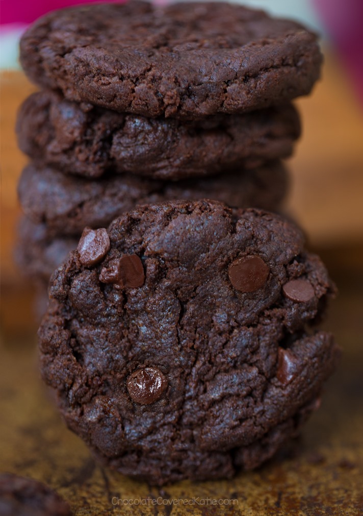 Easy Vegan Chocolate Cookies