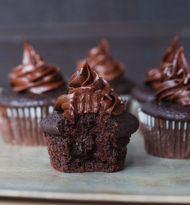 vegan chocolate cupcakes