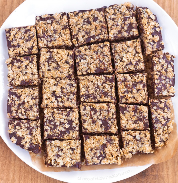 No Bake Chocolate Oatmeal Bars (Vegan)