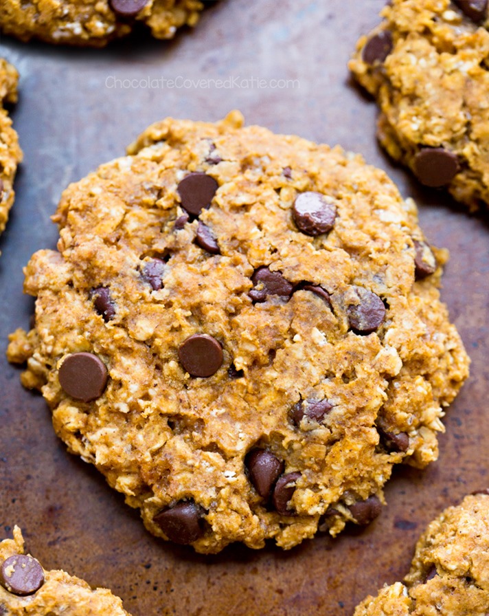 Pumpkin Chocolate Chip Oatmeal Cookies