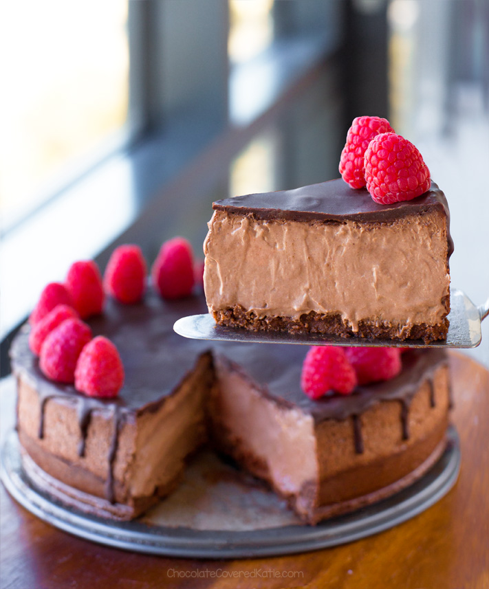 Easy Keto Chocolate Cheesecake Recipe