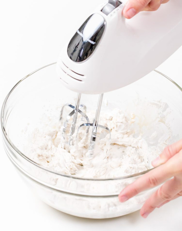 How To Whip Cream With Hand Mixer