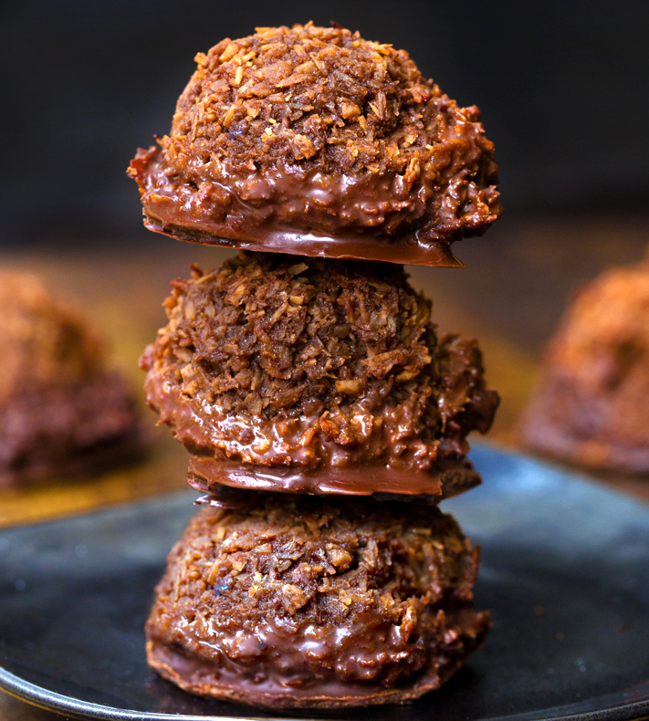 Chocolate Coconut Macaroons Recipe