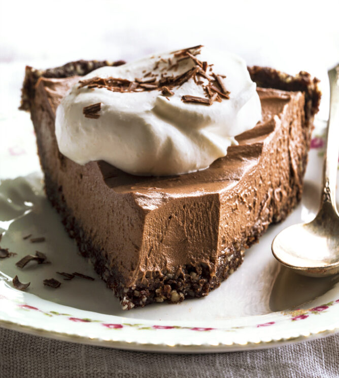 No-Bake Vegan Chocolate Pie Recipe