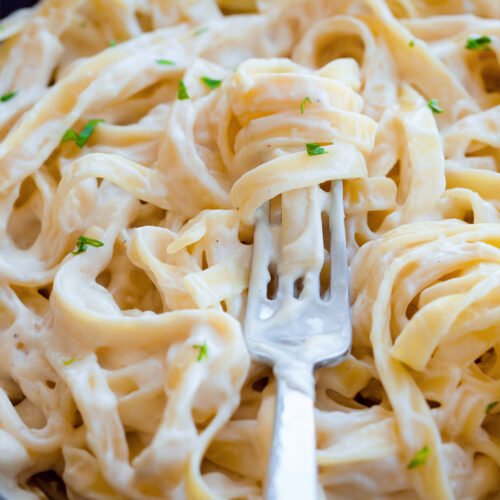 Fall Favorites Chicken Alfredo Pasta - Becky's Best Bites