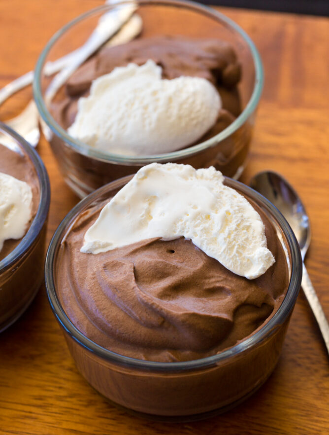 Keto Chocolate Mousse - Just 3 Ingredients, and NO cream cheese!