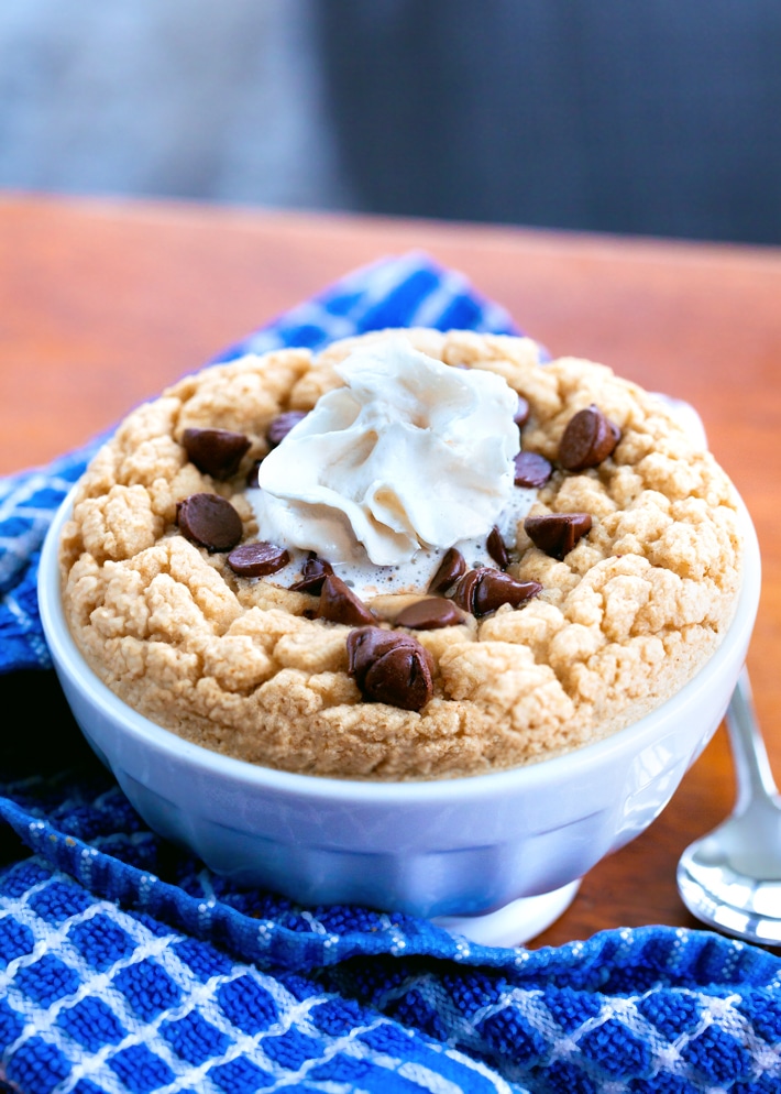 Brownie Batter Protein Baked Oats - Cooking Katie Lady