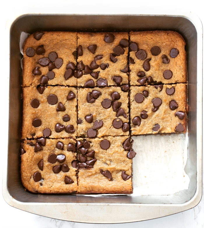 Gooey Chocolate Chip Vegan Blondies