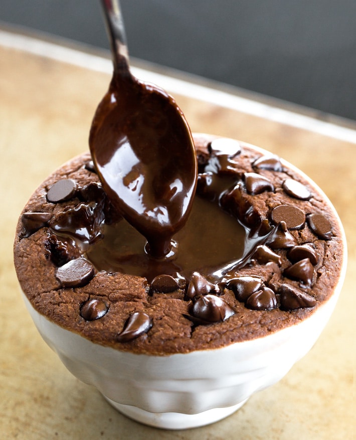 Popular TikTok Recipe Chocolate Baked Oats