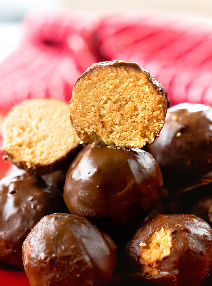 Vegan Peanut Butter Balls With Chocolate