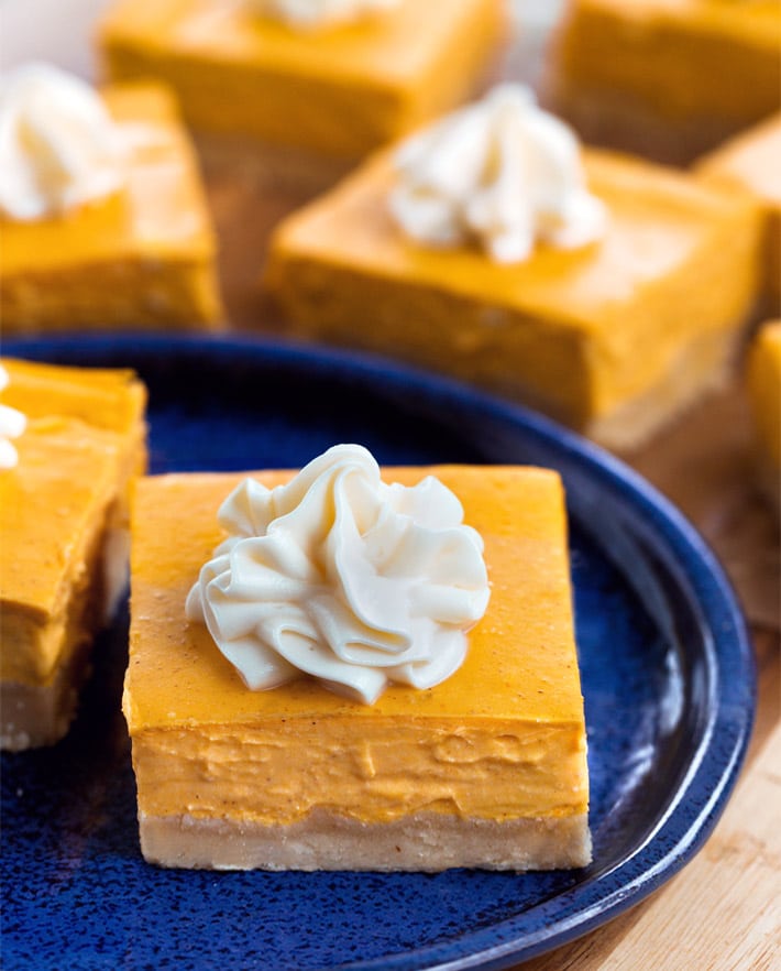 Easy Pumpkin Cheesecake Bars