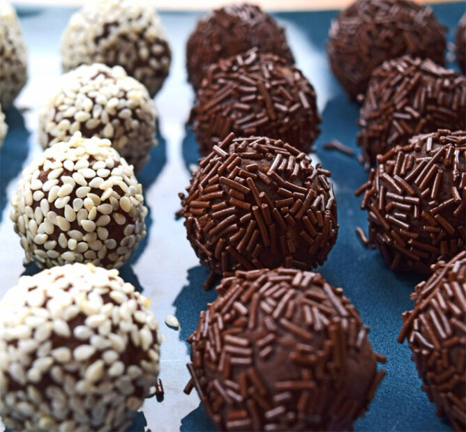 Chocolate Truffles - Just TWO ingredients for this recipe!