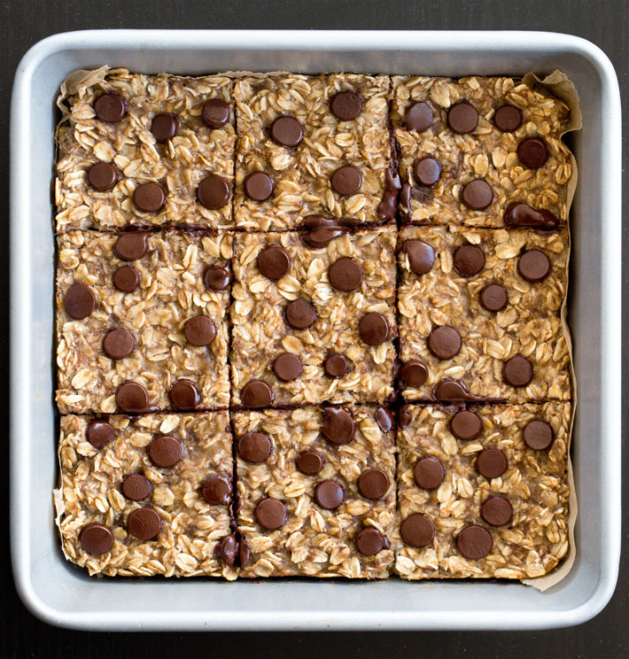 Banana Baked Oatmeal Bars