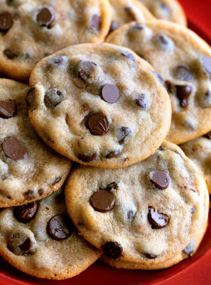 Classic Vegan Chocolate Chip Cookies (1 Bowl) - Minimalist Baker