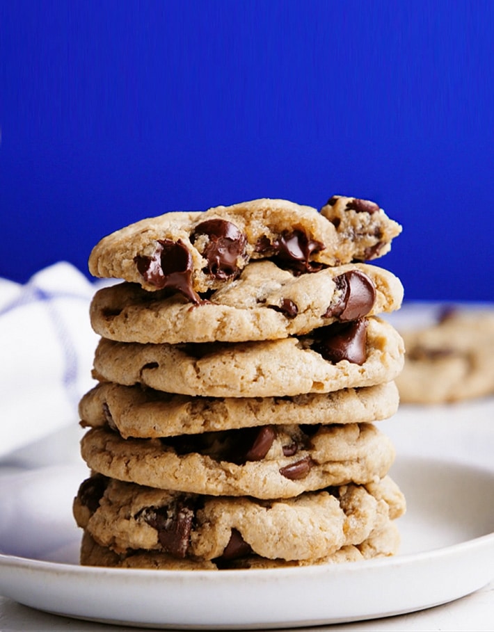 Biscotti sani con gocce di cioccolato e farina d'avena